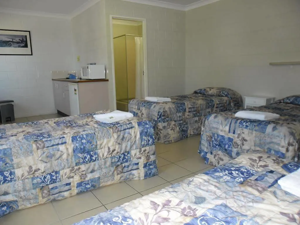 Banjo Paterson Motor Inn Townsville Motel