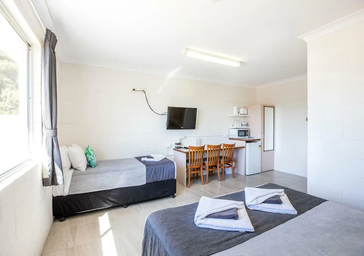 Banjo Paterson Motor Inn Townsville