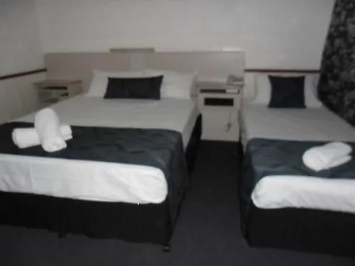 Banjo Paterson Motor Inn Townsville